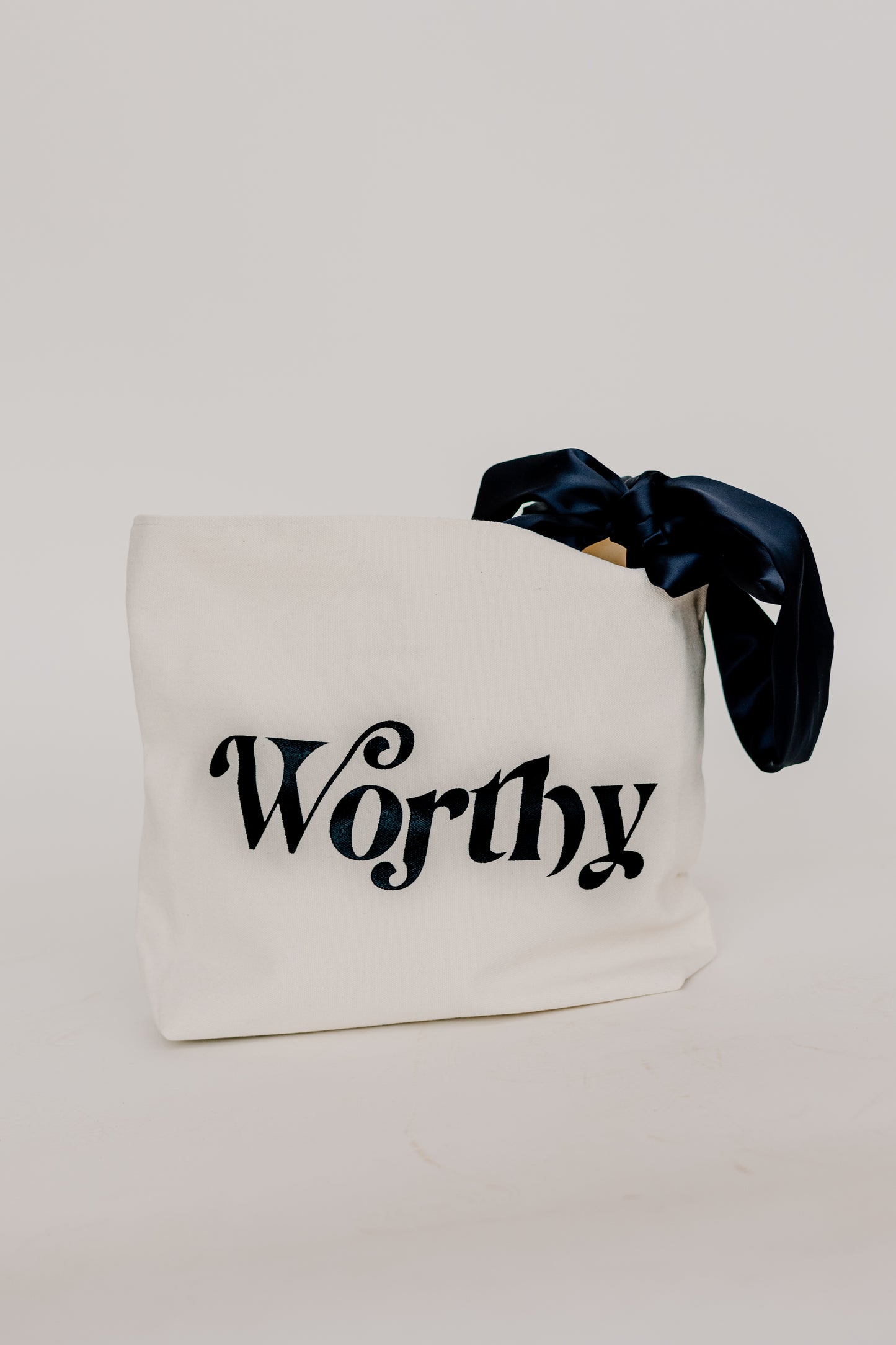 WORTHY Canvas Bow Bag